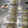 Гражданин Узбекистана пытался вывезти из РФ 190 тыс. швейцарских франков